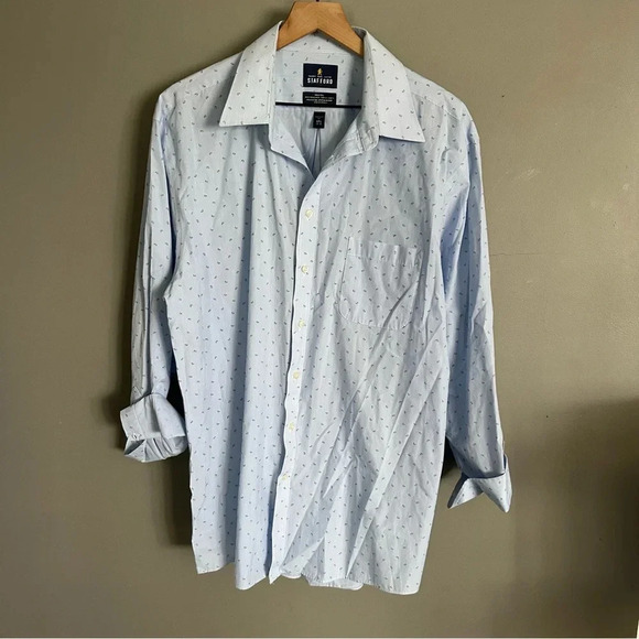 Stafford‎ Travel Button Down - Picture 1 of 4
